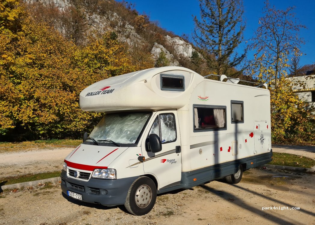 (3517) Miskolc - 49 Erzsébet sétány — foto 3