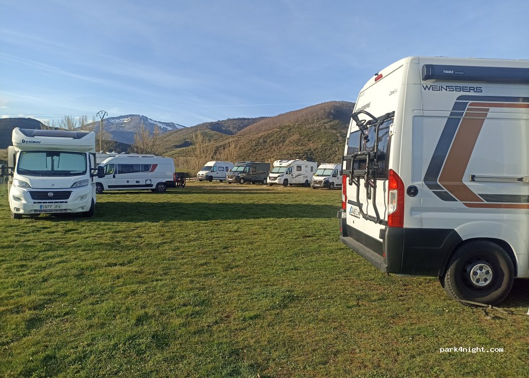 Area de autocaravanas Acebedo — foto 4