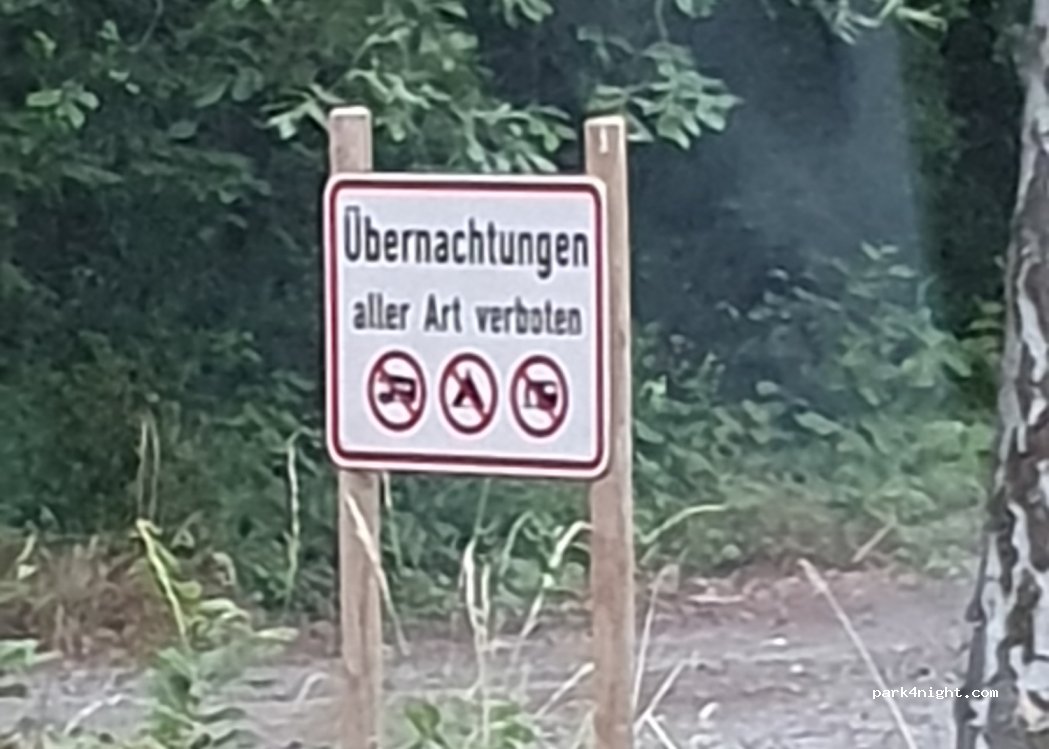 Wanderparkplatz Burg Heiligenberg — foto 3