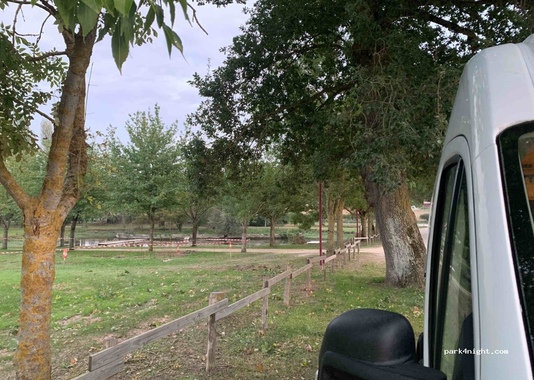 (86170) Champigny en Rochereau - — foto