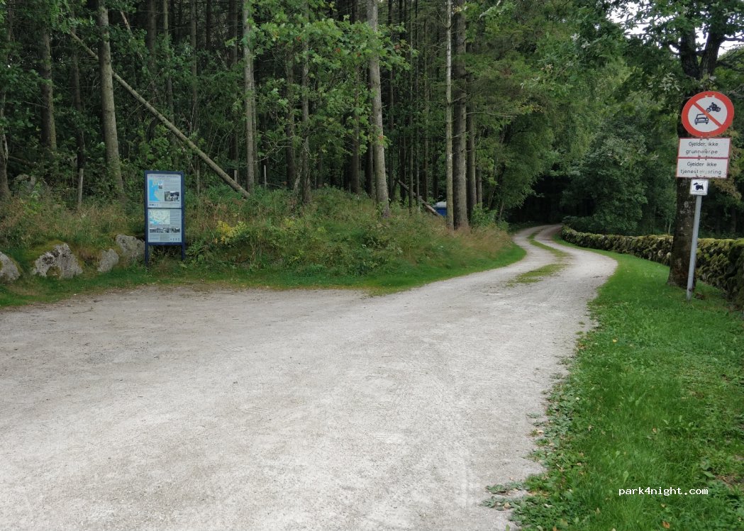 (4375) Hellvik - 32 Hegrestadveien — foto