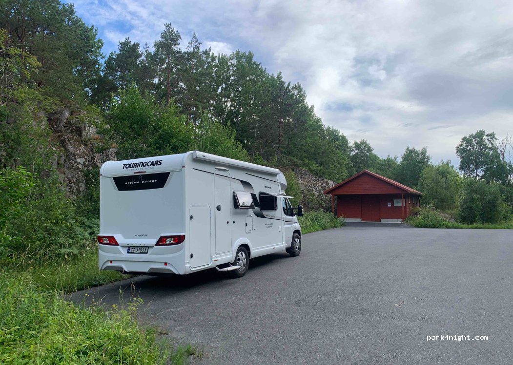 (4957) Risør - 1159 Åkvågveien — foto