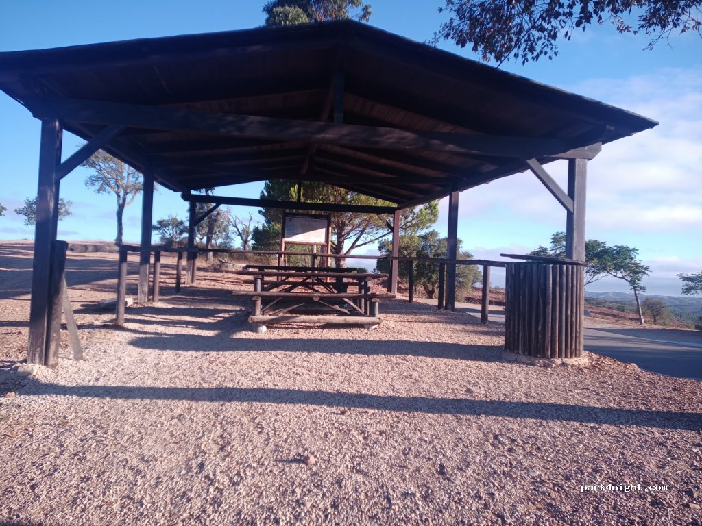 (8100) Salir - 8100 Rua de Malhão — foto 2