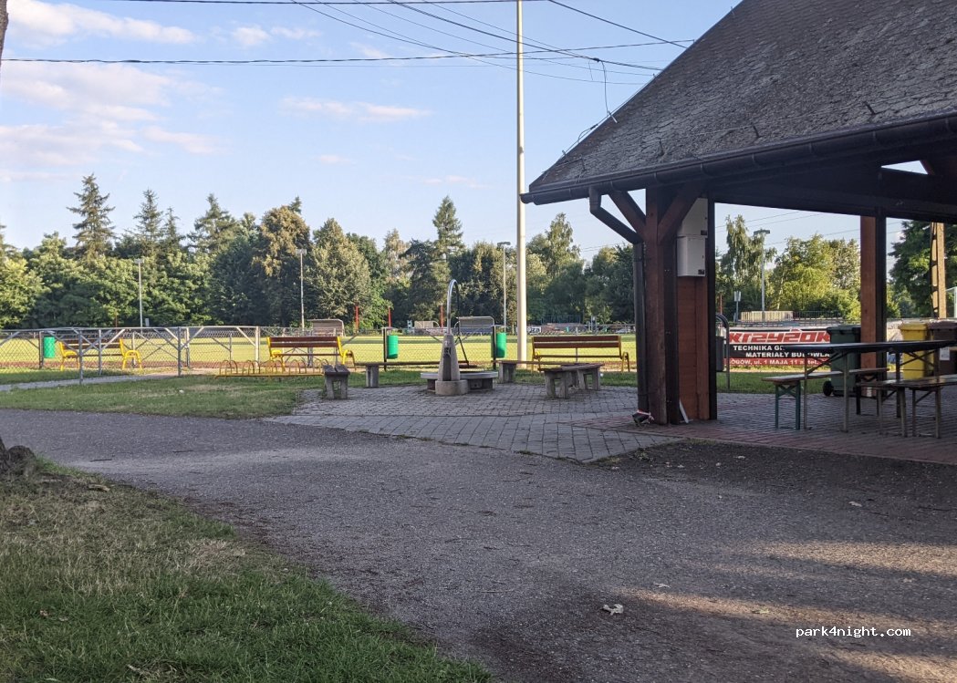 (44-340) Godów - 53 1 Maja — foto 2