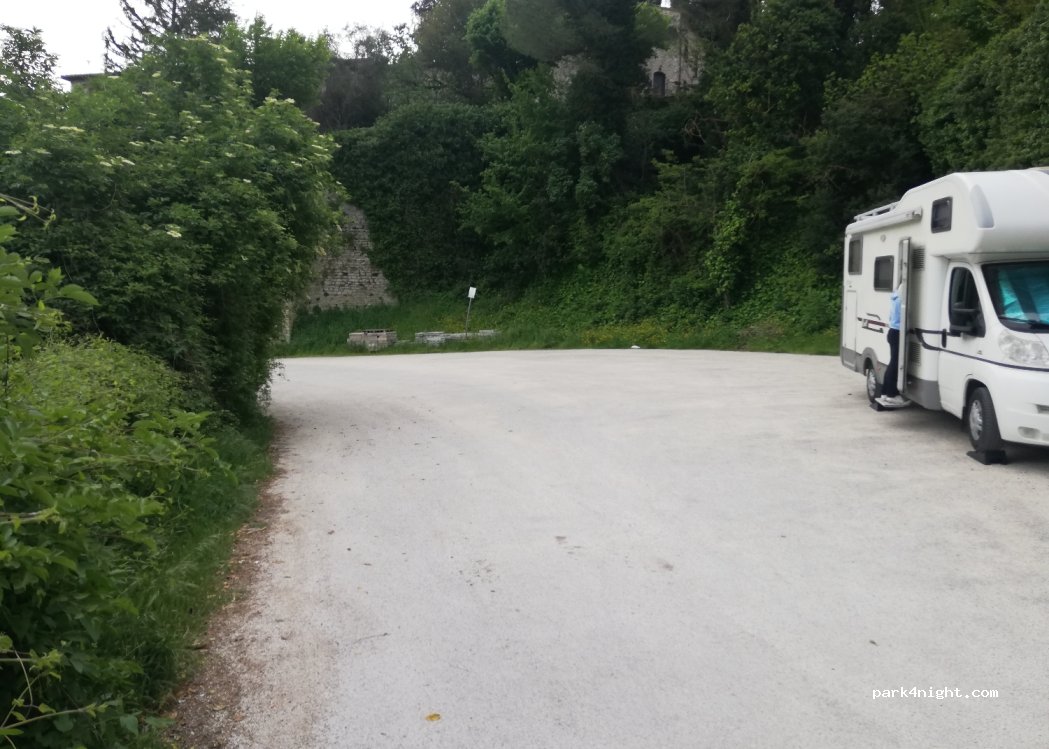 (06073) Corciano - 2 Via del Serraglio — foto 4