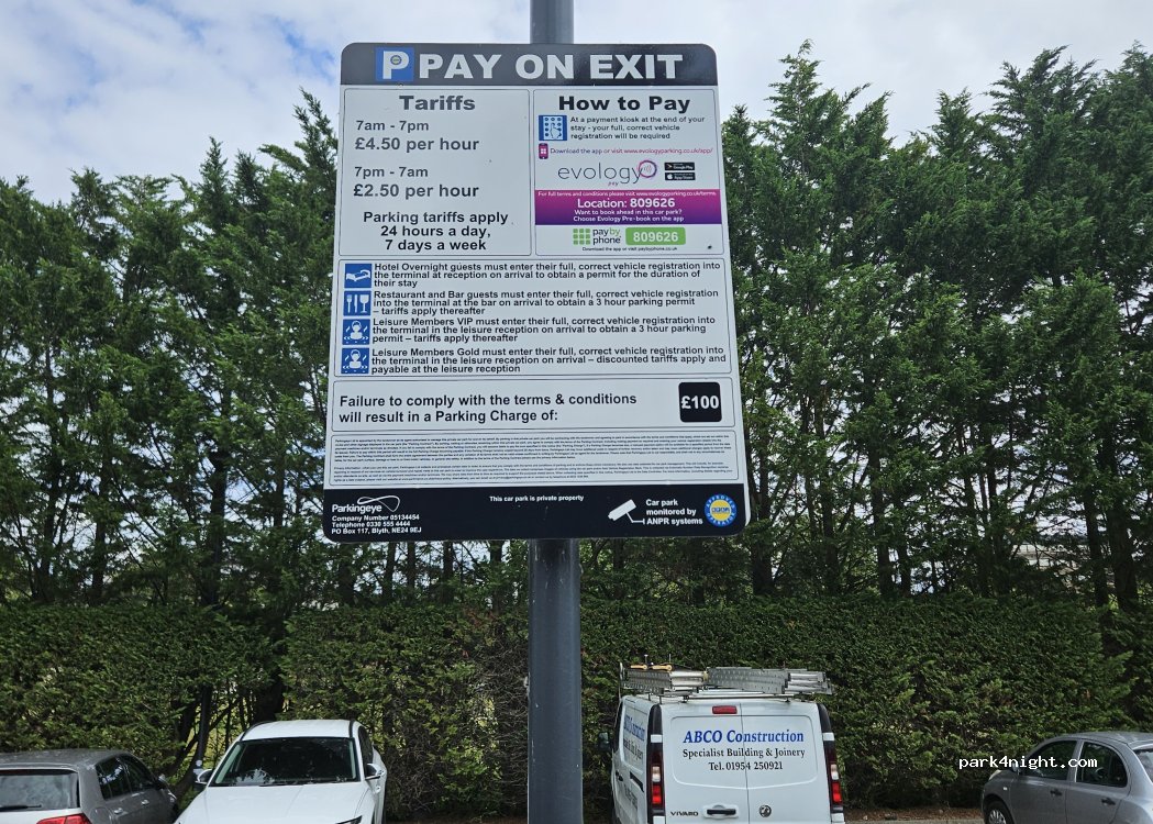 (CB3 9EZ) Cambridge - Unnamed road — foto