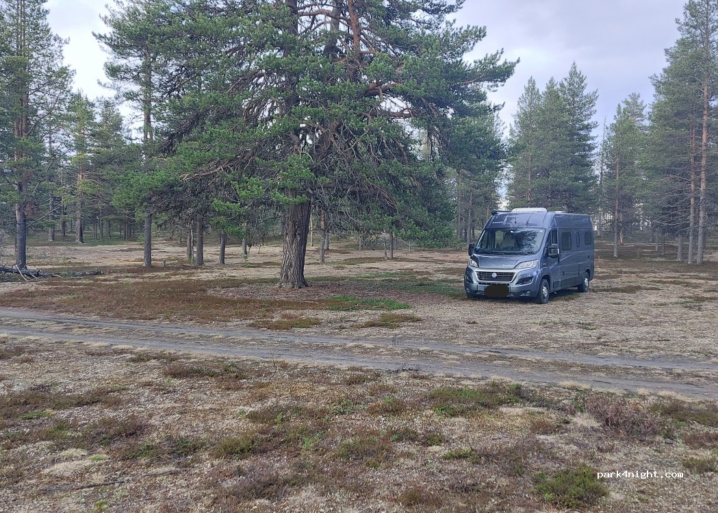 (99400) Enontekiö - 4815 Ounastie — foto