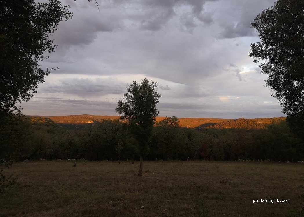 (46330) Sauliac-sur-Célé - — foto