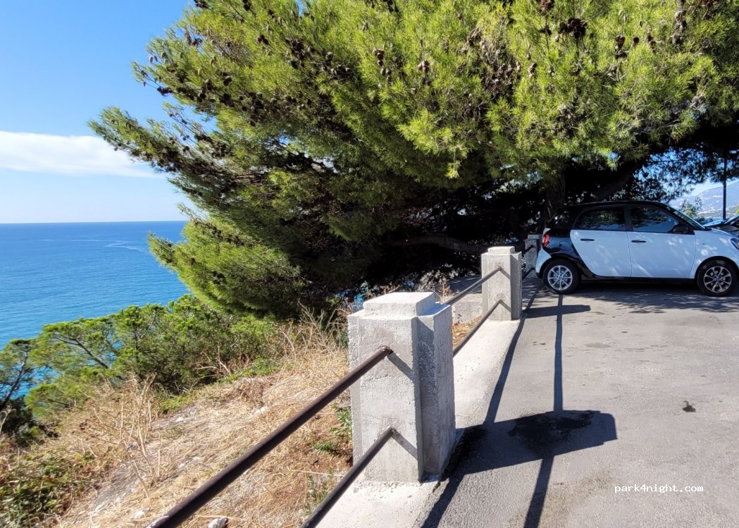 (18039) Ventimiglia - 2 Via del Battistero — foto 3