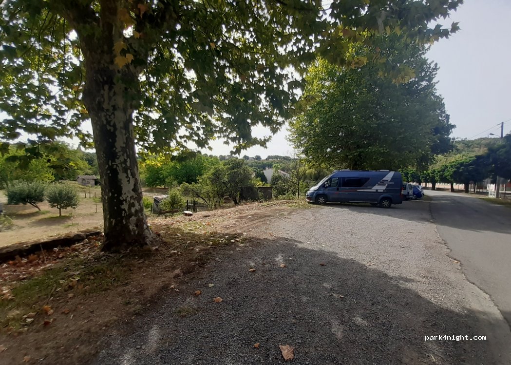 (81640) Monestiés - 39 Route des Ecoles — foto
