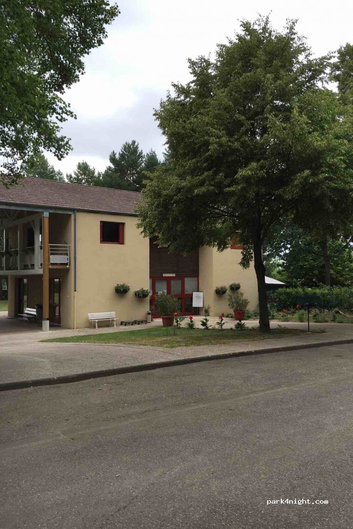 Camping Municipal Le Colombier — foto