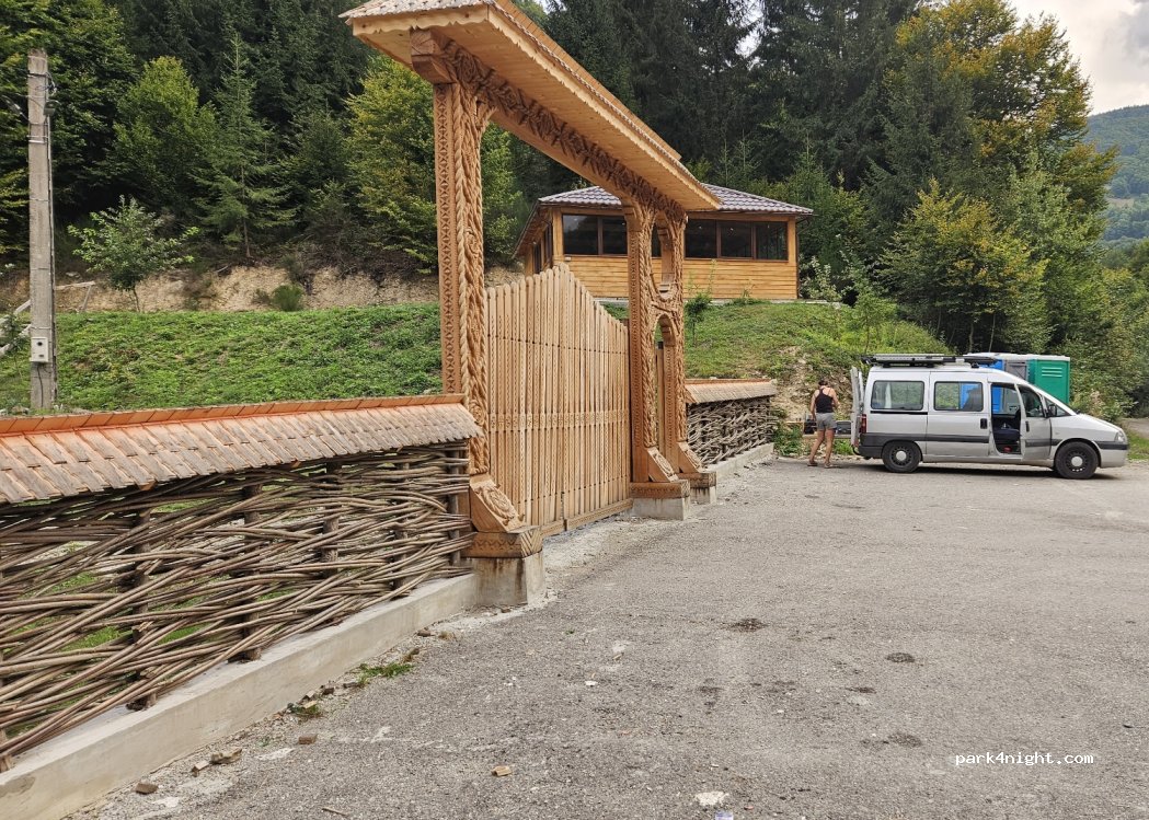 (437240) Repedea - Unnamed Road — foto 4