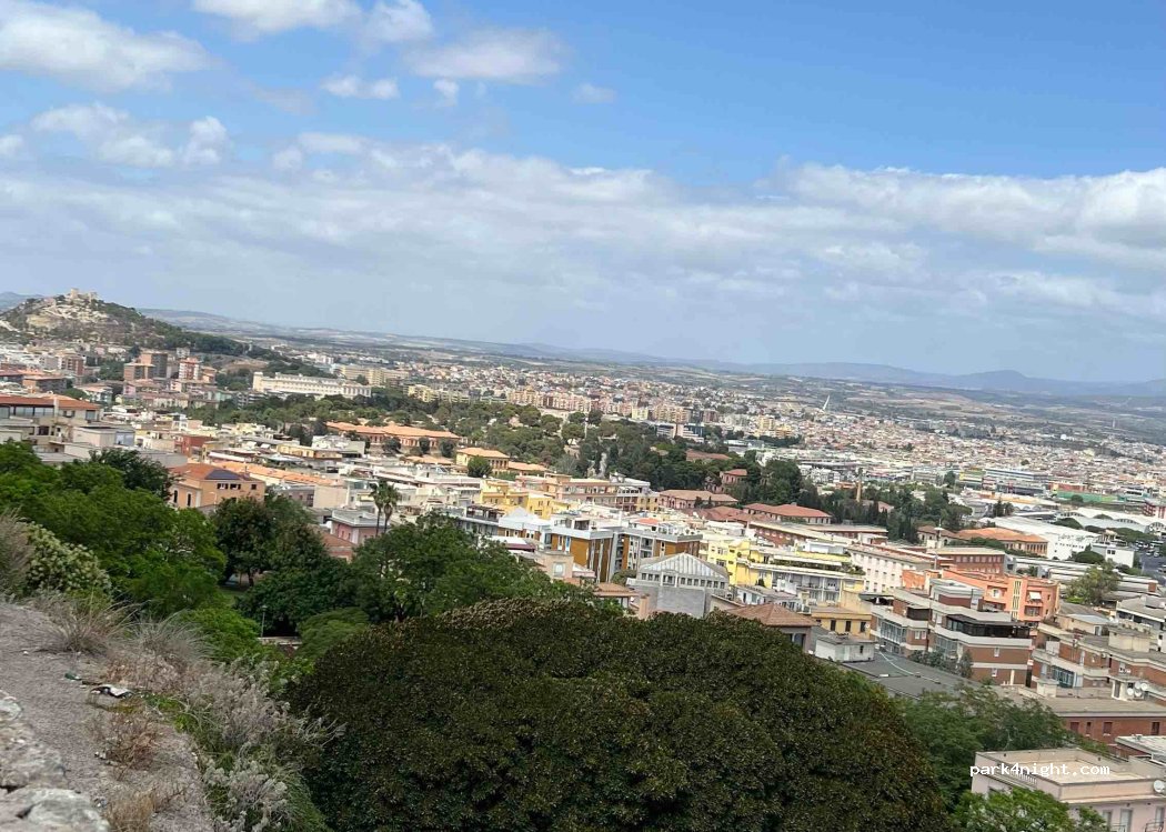 (09123) Cagliari - 14 Via Belvedere — foto