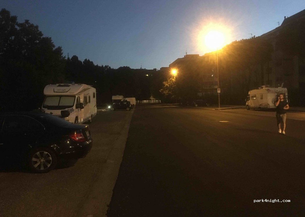 (59100) Prato - 8 Piazzale Falcone e Borsellino — foto