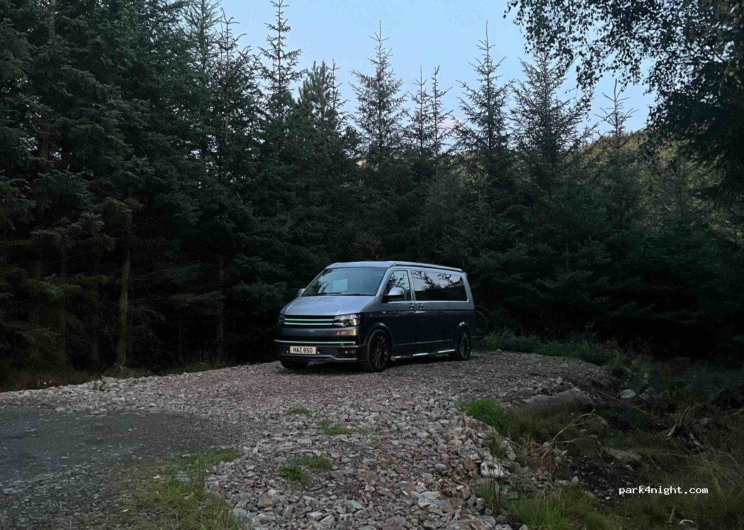 (PH33 6SW) Torlundy - — foto