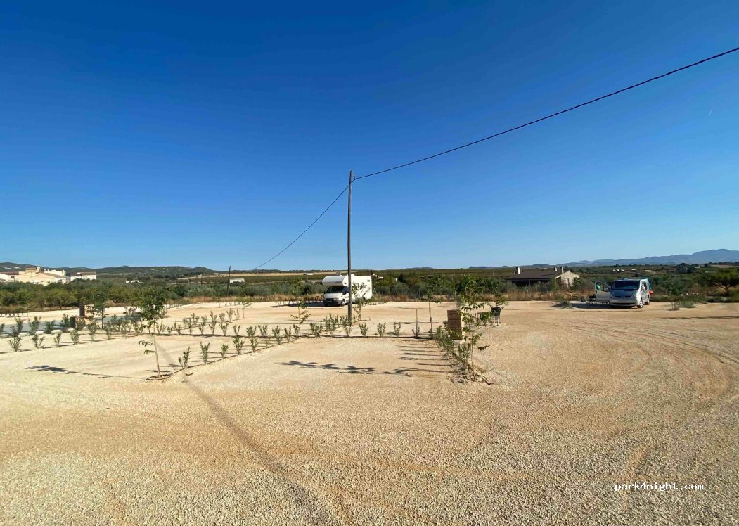 Area de servicio de autocaravanas y caravanas Casas Nuevas — foto 2