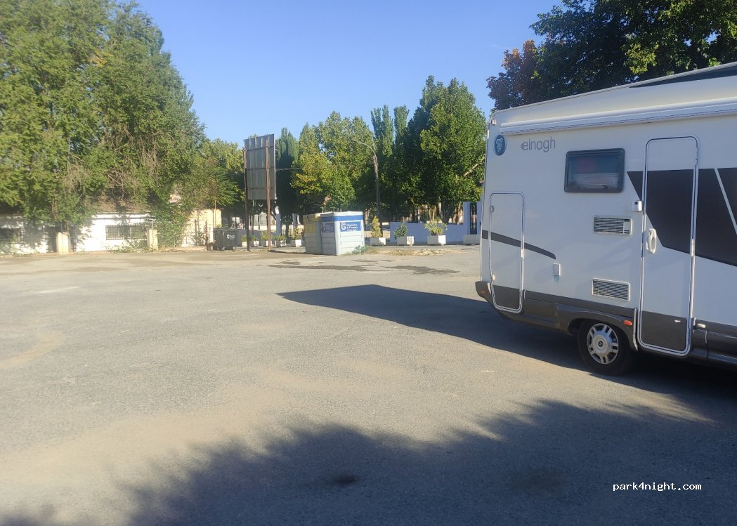 (18519) Purullena - 2 Calle Veleta — foto