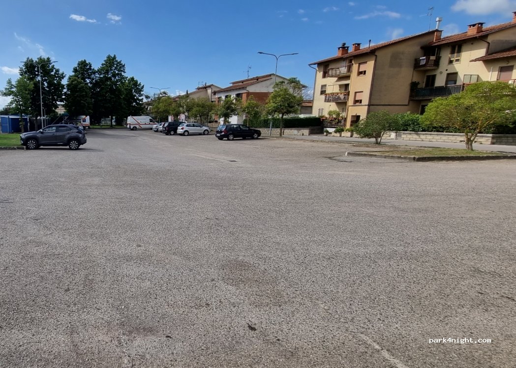 (06069) Tuoro Sul Trasimeno - 18 Via Annibale Cartaginese — foto
