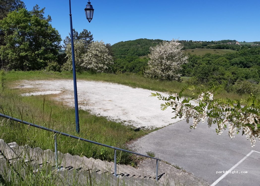 (46240) Montfaucon - 3 Place de la Mairie — foto 5