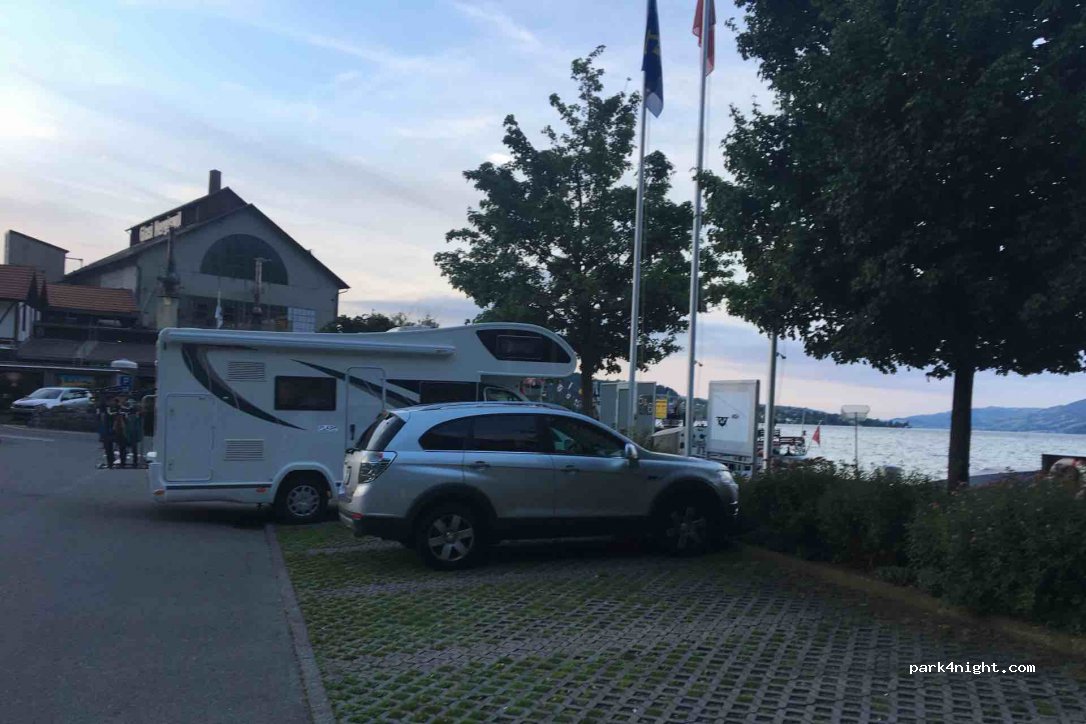 (6052) Hergiswil - 12A Seestrasse — foto
