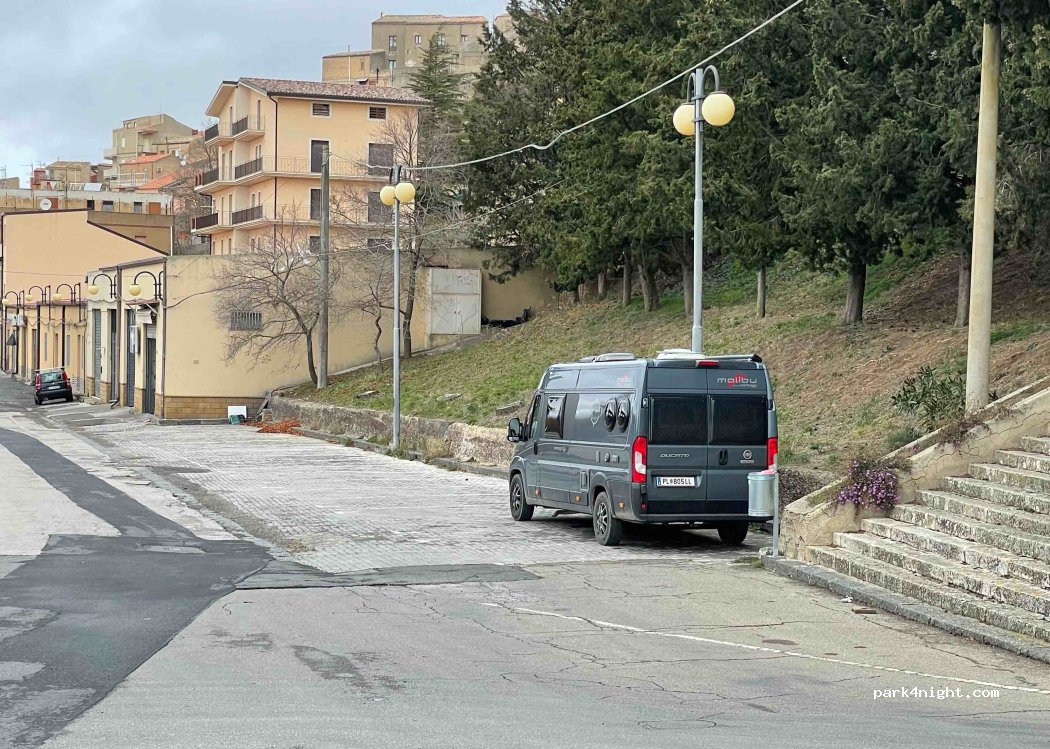 (94010) Assoro - 44 Via Borgo — foto