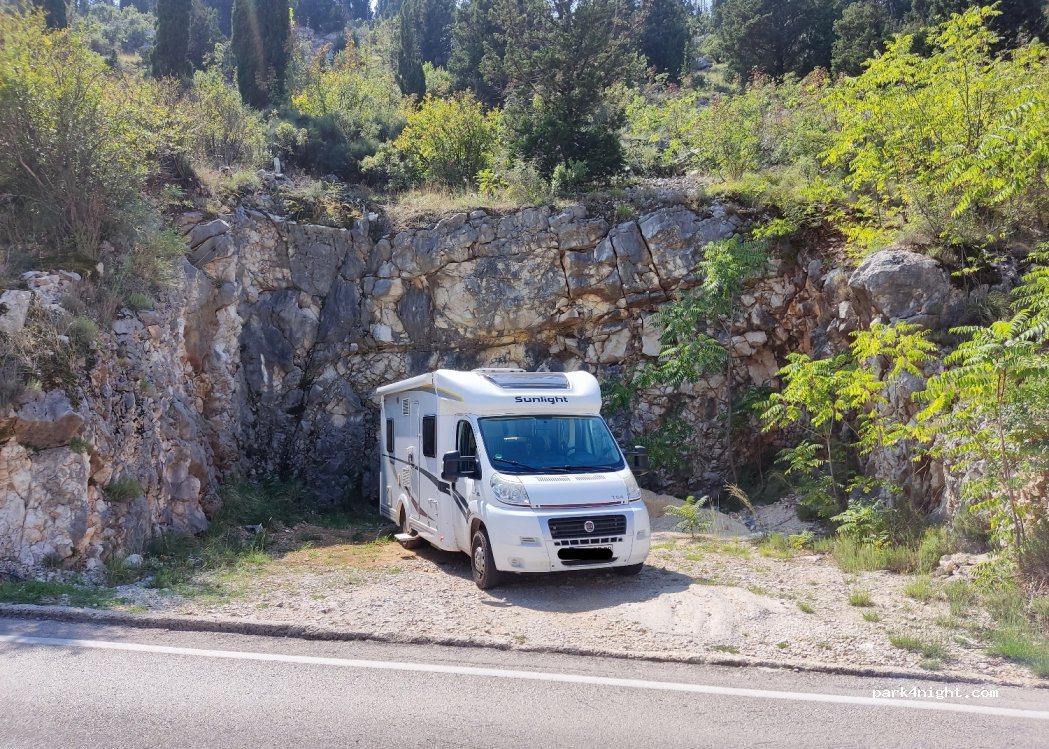 (88360) Stolac - Unnamed road — foto
