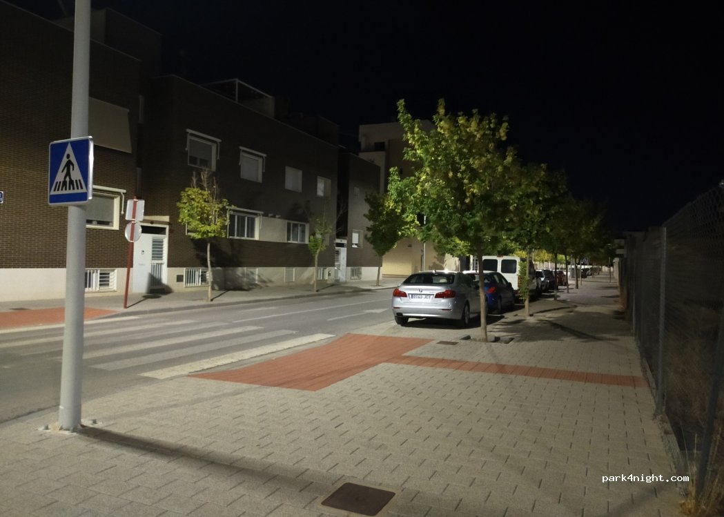 (02006) Albacete - 3 Calle Blancanieves — foto 3