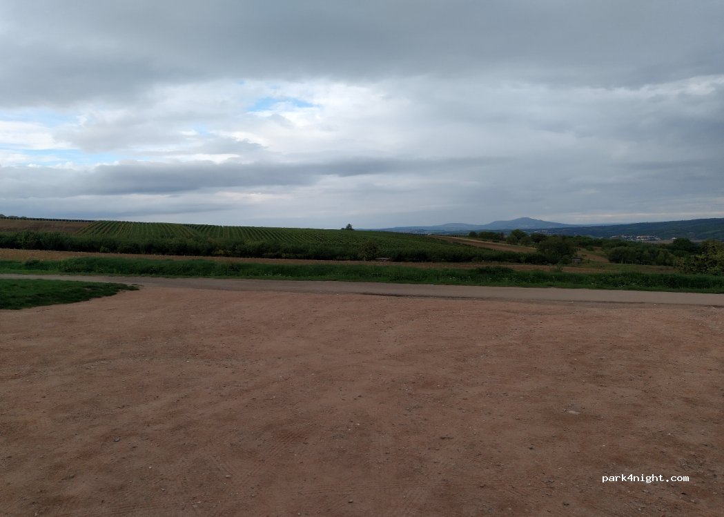 (691 10) Kobylí - Unnamed Road — foto 2