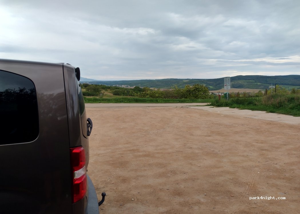 (691 10) Kobylí - Unnamed Road — foto 3