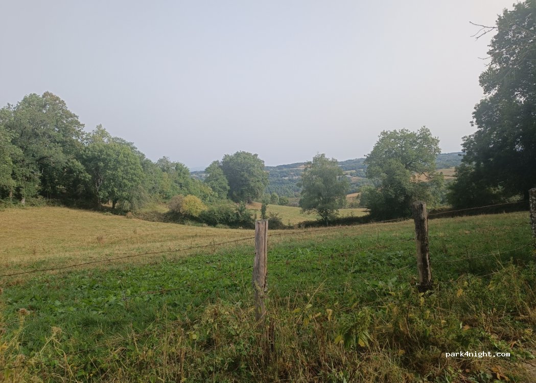 (12210) Montpeyroux - Crozillac — foto 2
