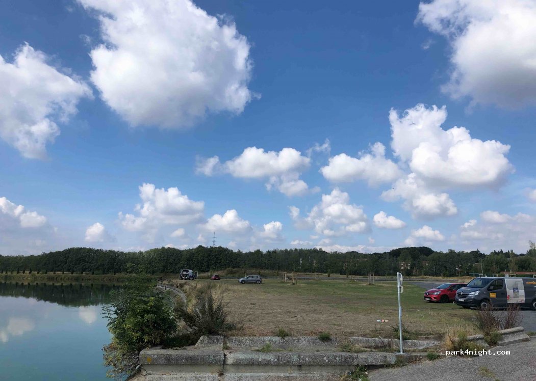 (7020) Mons - 34 Quai des Anglais — foto