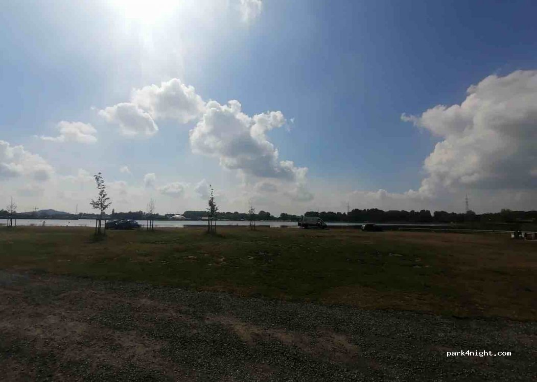 (7020) Mons - 34 Quai des Anglais — foto 2