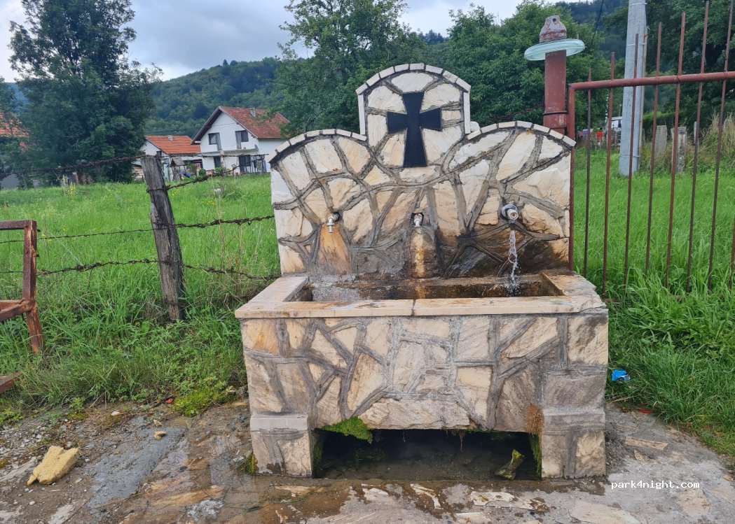 (MC5W+FJQ) Trnovo - M18 — foto
