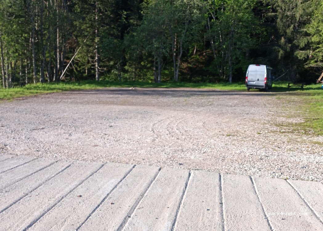 (33020) Rigolato - Unnamed road — foto 2