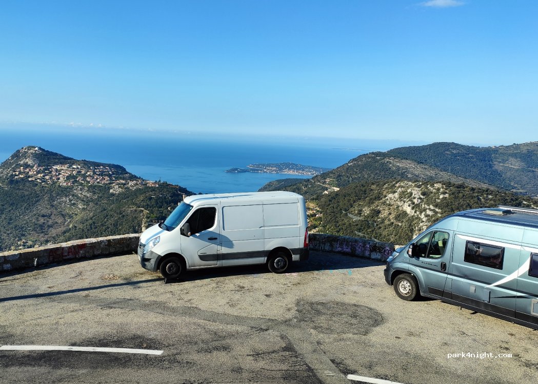(06440) Peille - Unnamed road — foto 3