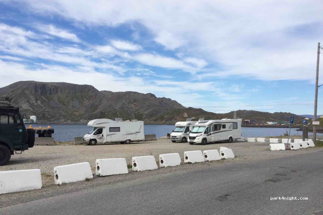 (9750) Honningsvåg - 110 Fiskeriveien — foto