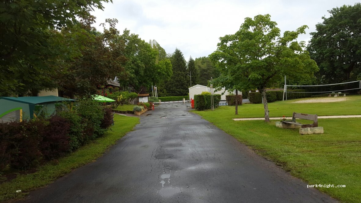 Camping du Périgord — foto 2