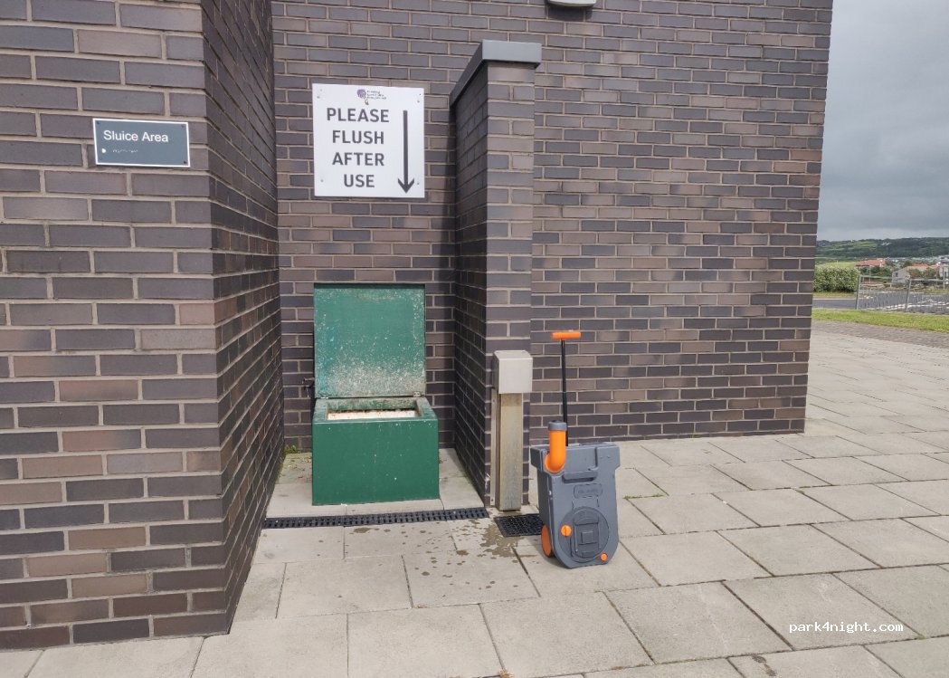 Sandhill Drive Motorhome Parking — foto