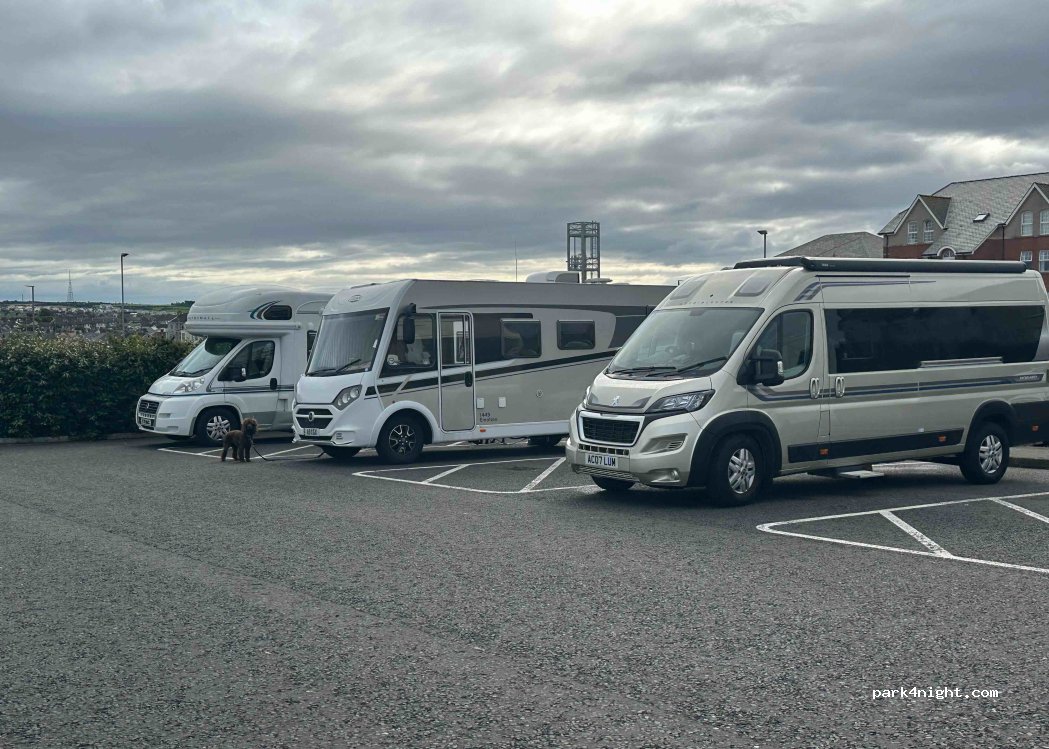 Sandhill Drive Motorhome Parking — foto 3
