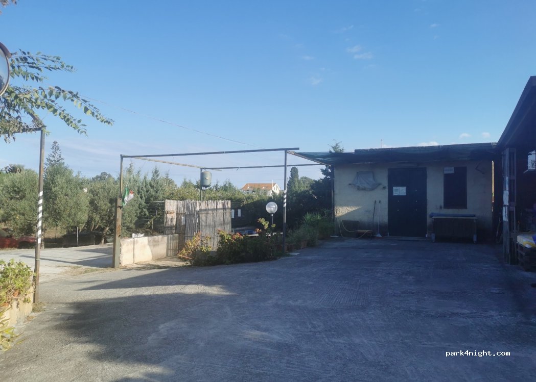 Area Attrezzata Camper Nelly — foto 2