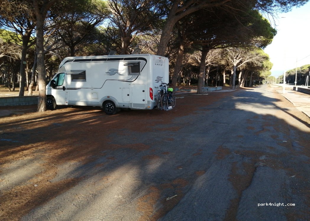 (09092) Arborea - 10 Strada 26 Ovest — foto