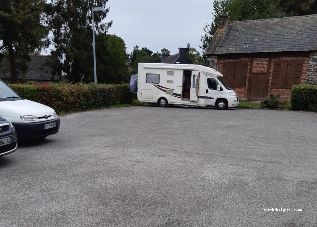 (22570) Bon Repos sur Blavet - 3 Rue de Pin Has — foto