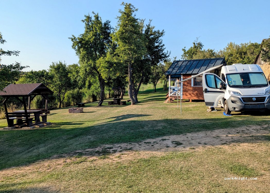 Turistická ubytovňa Magnólia Turistaház — foto 4