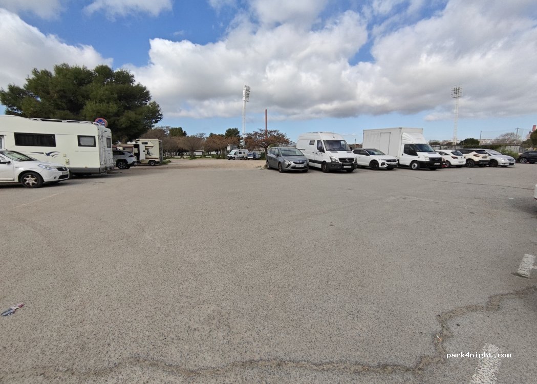 (08907) L'Hospitalet de Llobregat - 9 Avinguda Mare de Déu de Bellvitge — foto 2