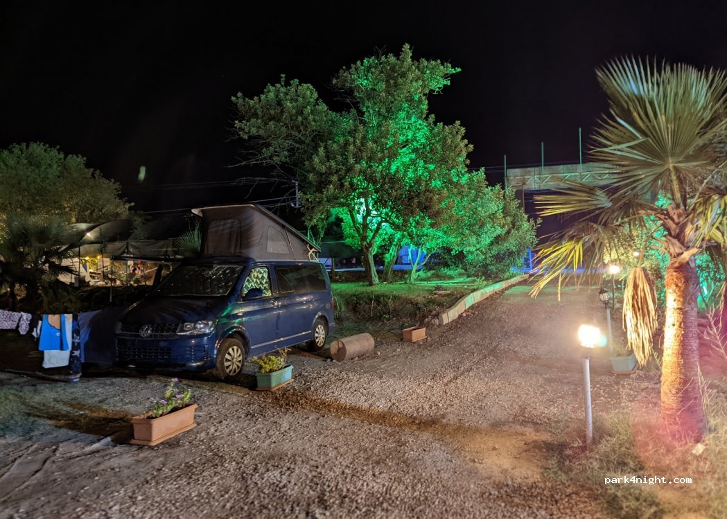 Yusuf Kaptan campsite. — foto 2