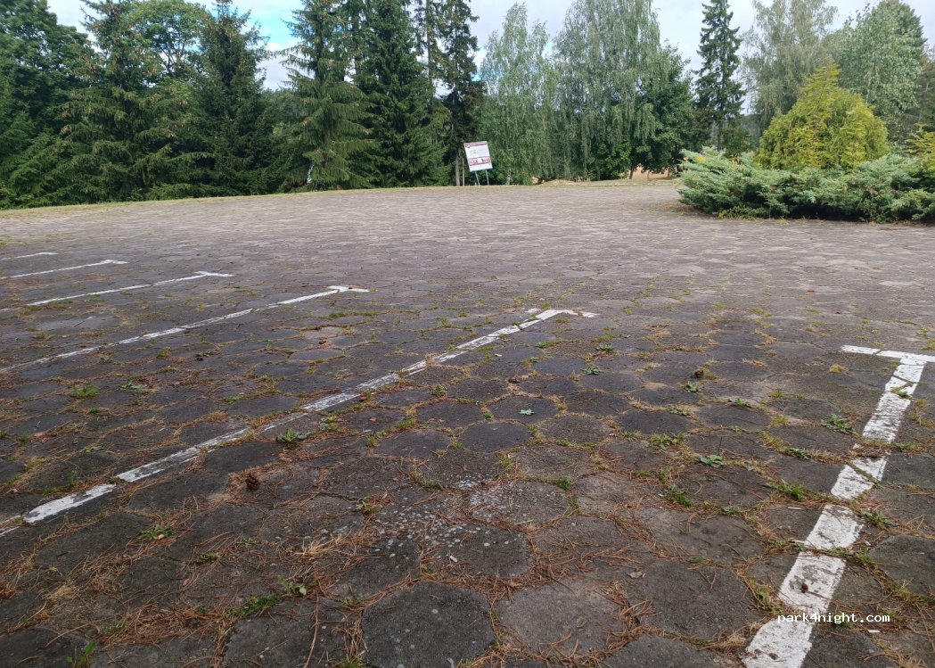 (11-440) Święta Lipka - — foto