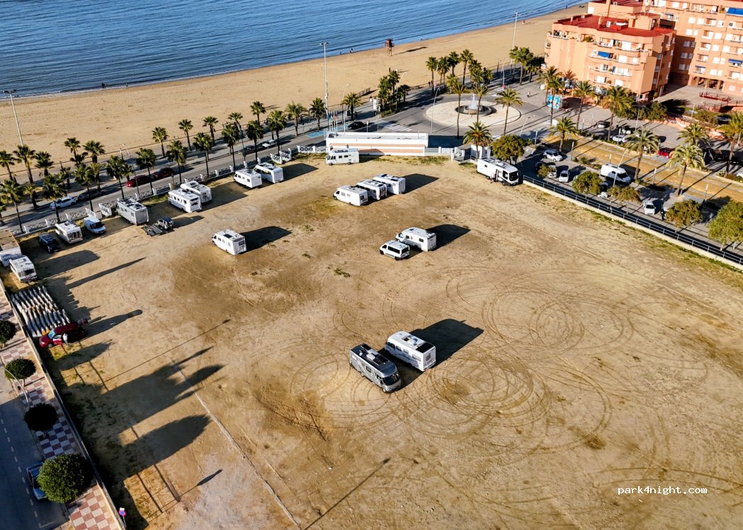 (11540) Sanlúcar de Barrameda - 9 Avenida de las Piletas — foto 4