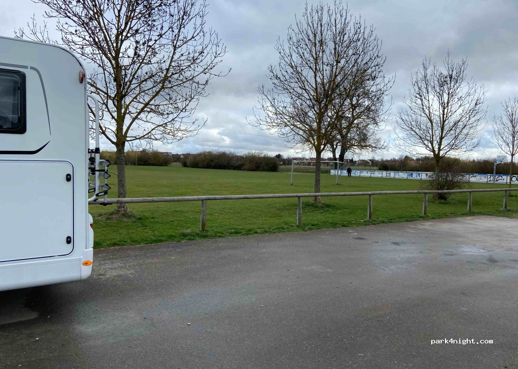 (85051) Ingolstadt - 42 Dorfstraße — foto 3