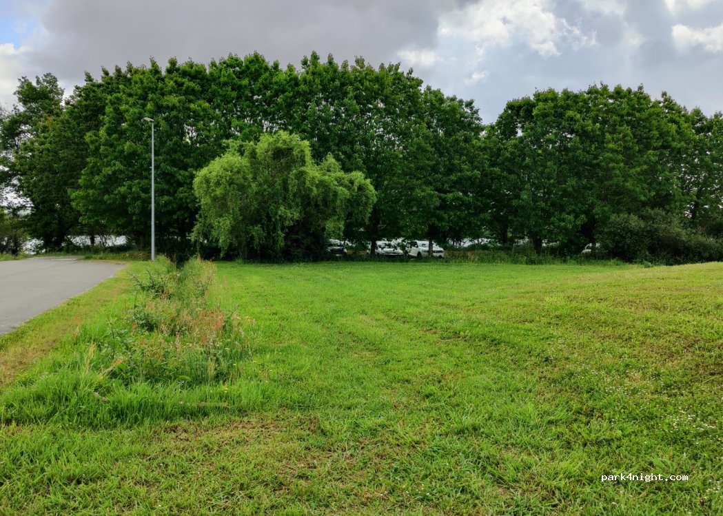 (64230) Mazerolles - Chemin de l'Ayguelongue — foto 2