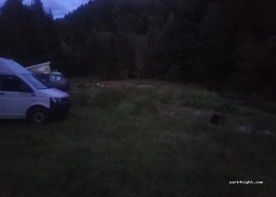 (117635) Sălătrucu - — foto